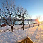 Lofoten - Live Like The Locals Apartamento Barstrand