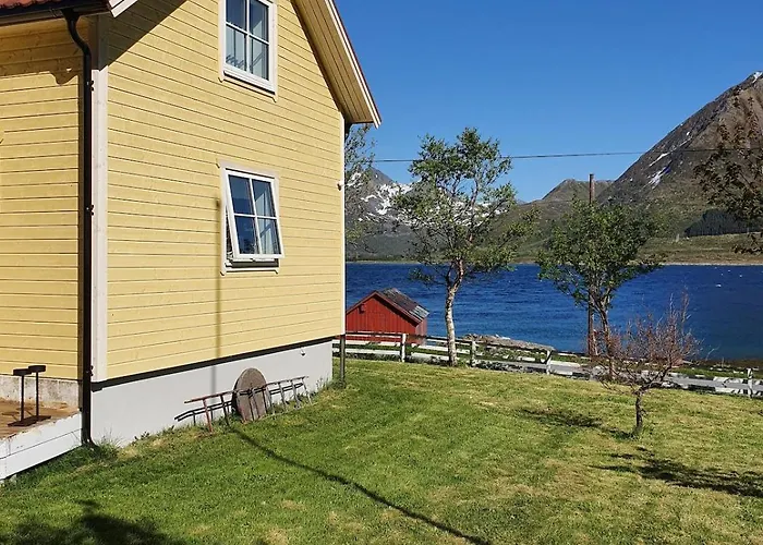 Lofoten - Live Like The Locals *
